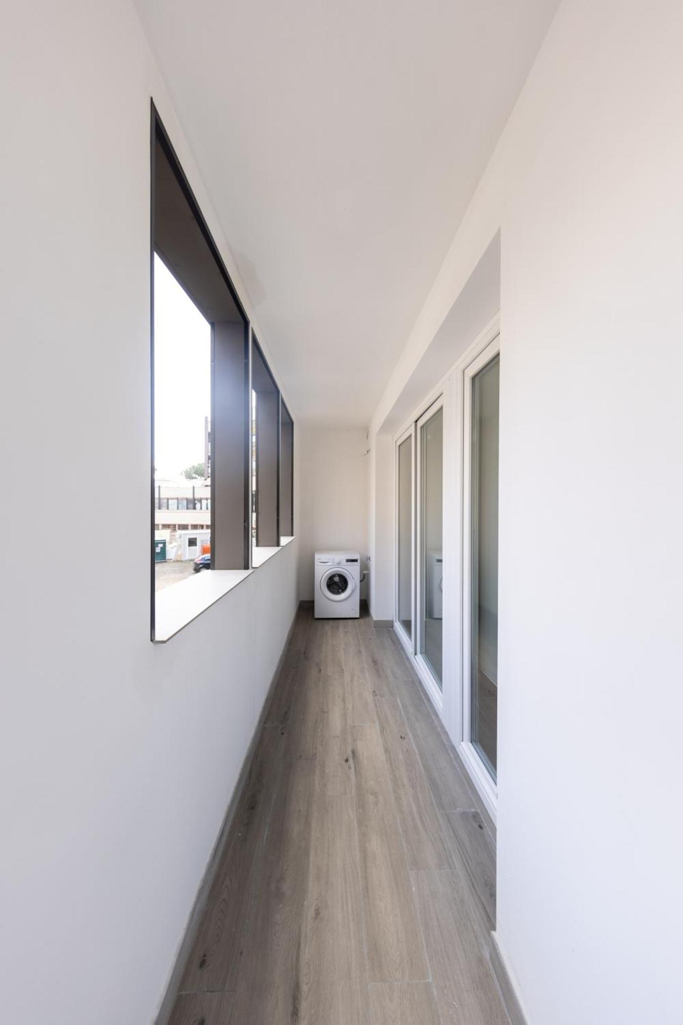 Urban Chic Luxury Rom