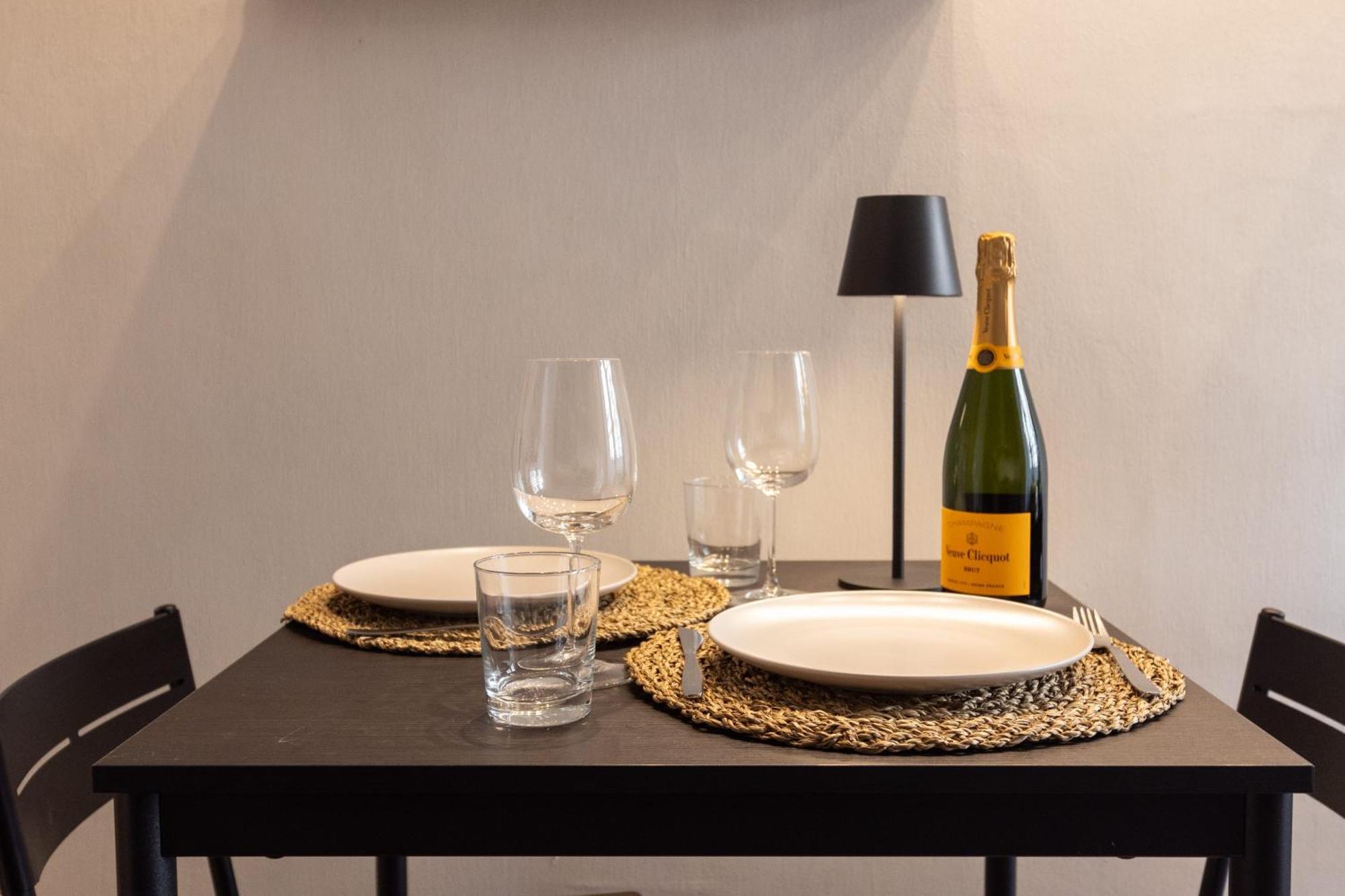 Urban Chic Luxury Apartment Rom